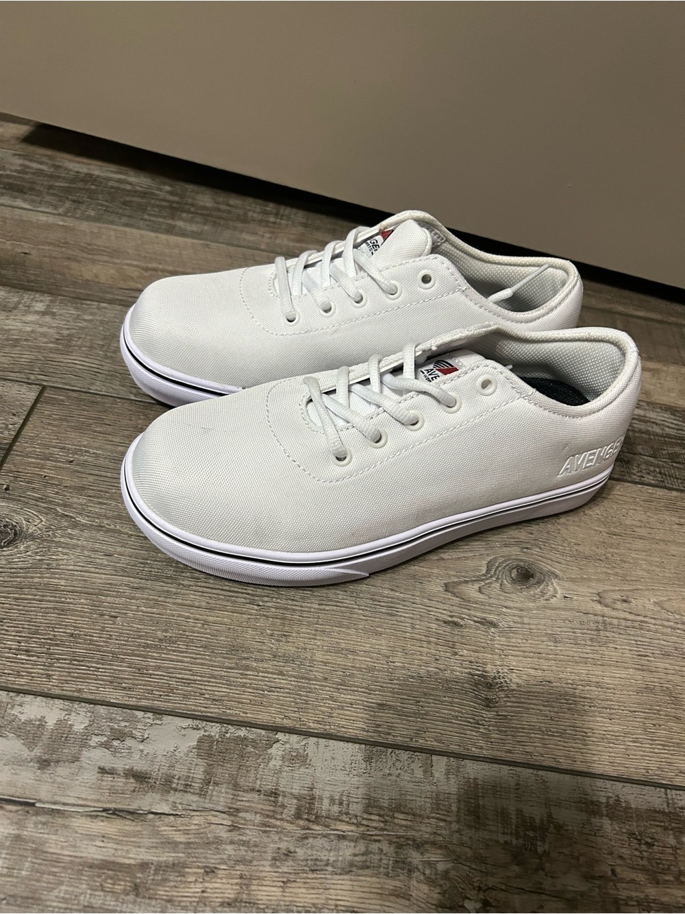 Avenger White Slip-Resistant Work Sneaker boot composite toe